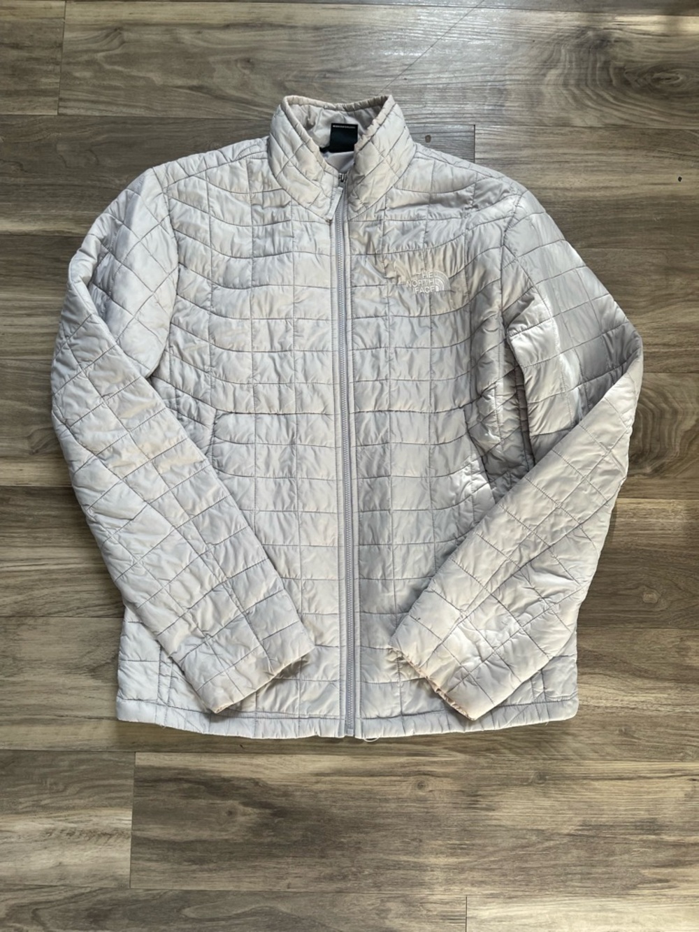 Mens North Face Thermoball Jacket, Size Medium